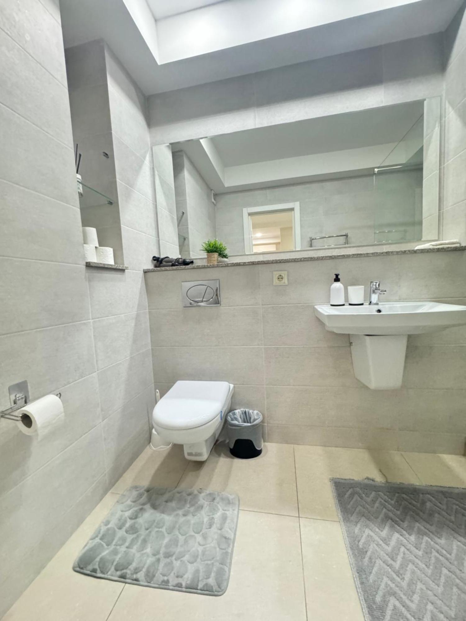 New Lux Apartment In Kischinau Exterior foto